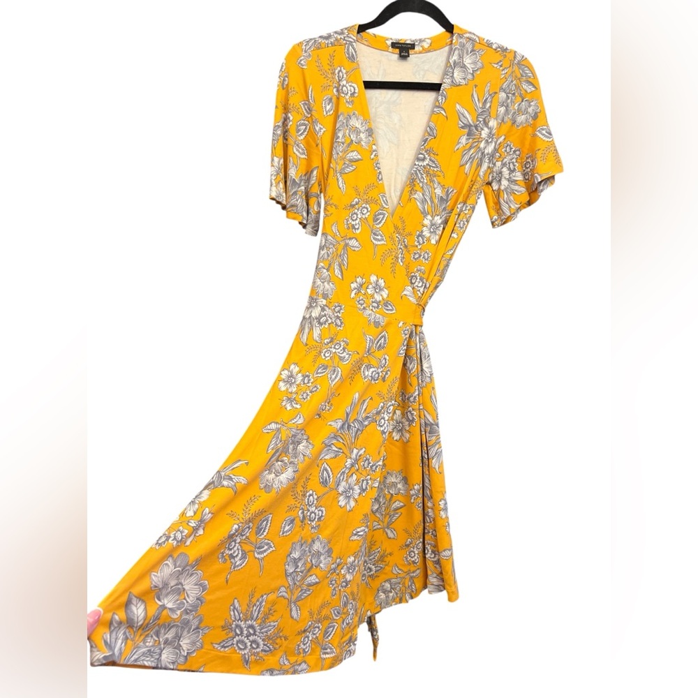 Ann Taylor Floral Yellow Wrap Dress Sz 6